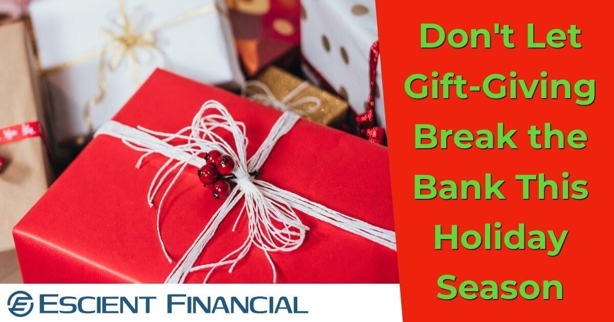 10 Tips to Save Money on Holiday Gifts